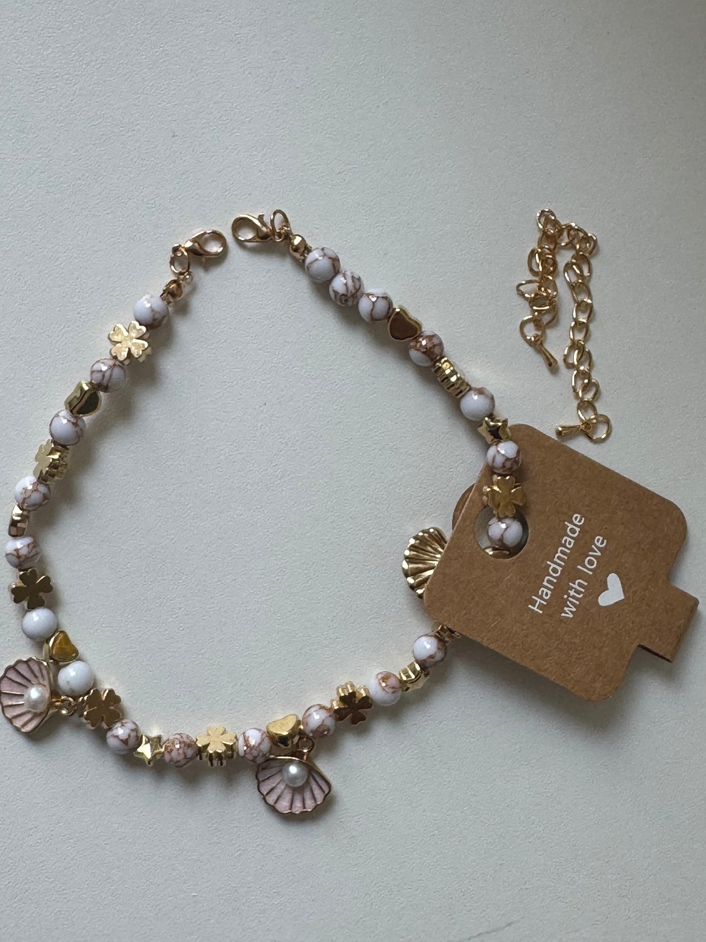 Extendable sweather necklace "Golden Seashells" for dogs